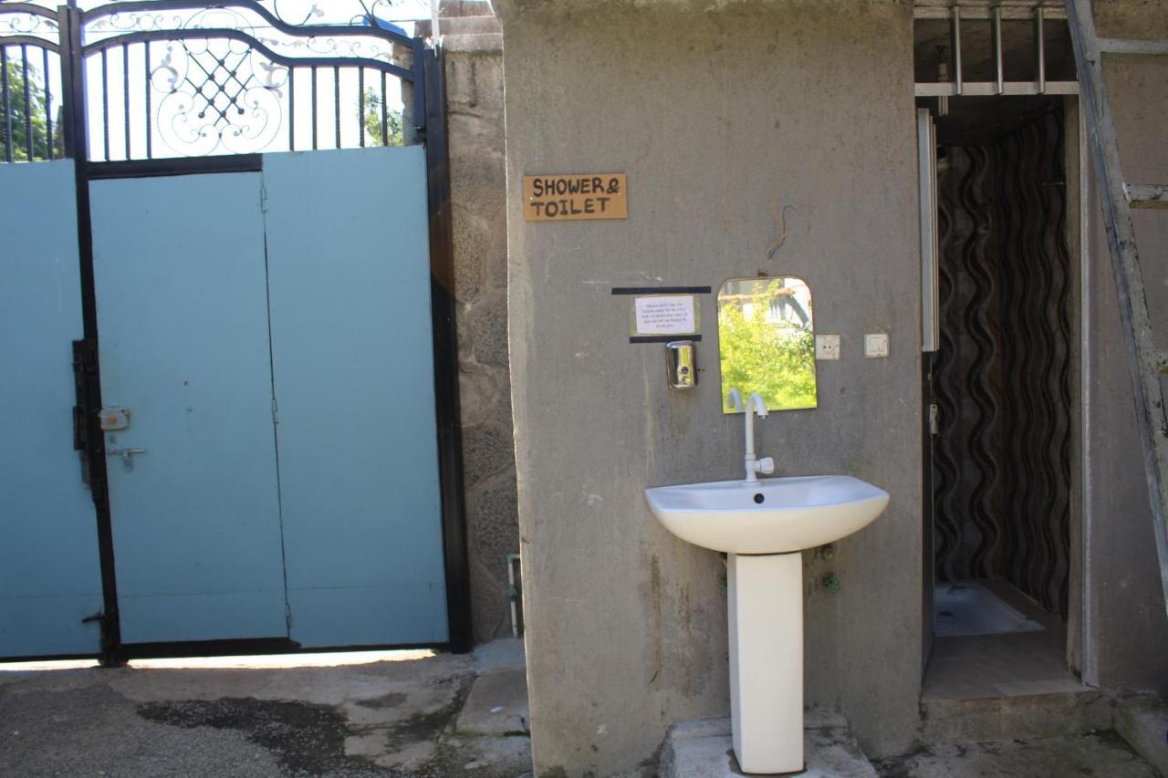 Bahir Dar Backpackers Hostel Exterior photo